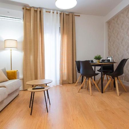 El Sueno De Carmelitas Con Parking Incluido - Apartamentos Aloha Toledo Bagian luar foto