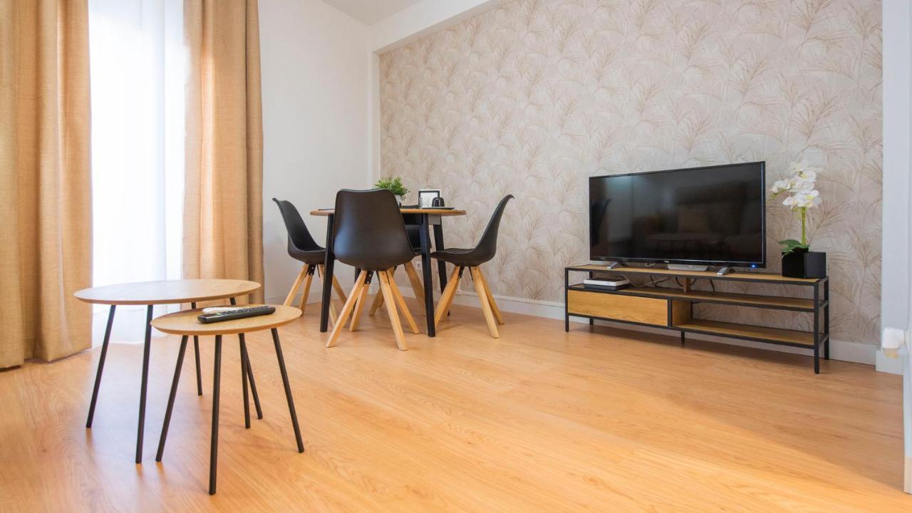 El Sueno De Carmelitas Con Parking Incluido - Apartamentos Aloha Toledo Bagian luar foto